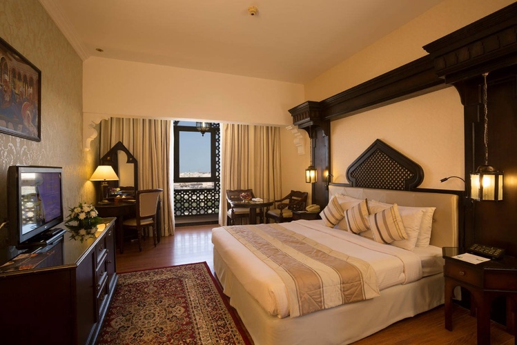 غرفة كلاسيكية فندق اريبيان كورتيارد فندق وسبا بر دبي