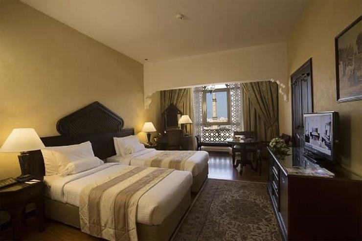 Pay half on the second night فندق اريبيان كورتيارد فندق وسبا بر دبي Pay half on the second night فندق اريبيان كورتيارد فندق وسبا بر دبي