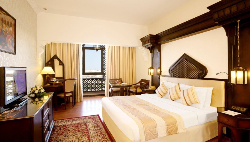 غرفة رجال الأعمال فندق اريبيان كورتيارد فندق وسبا بر دبي